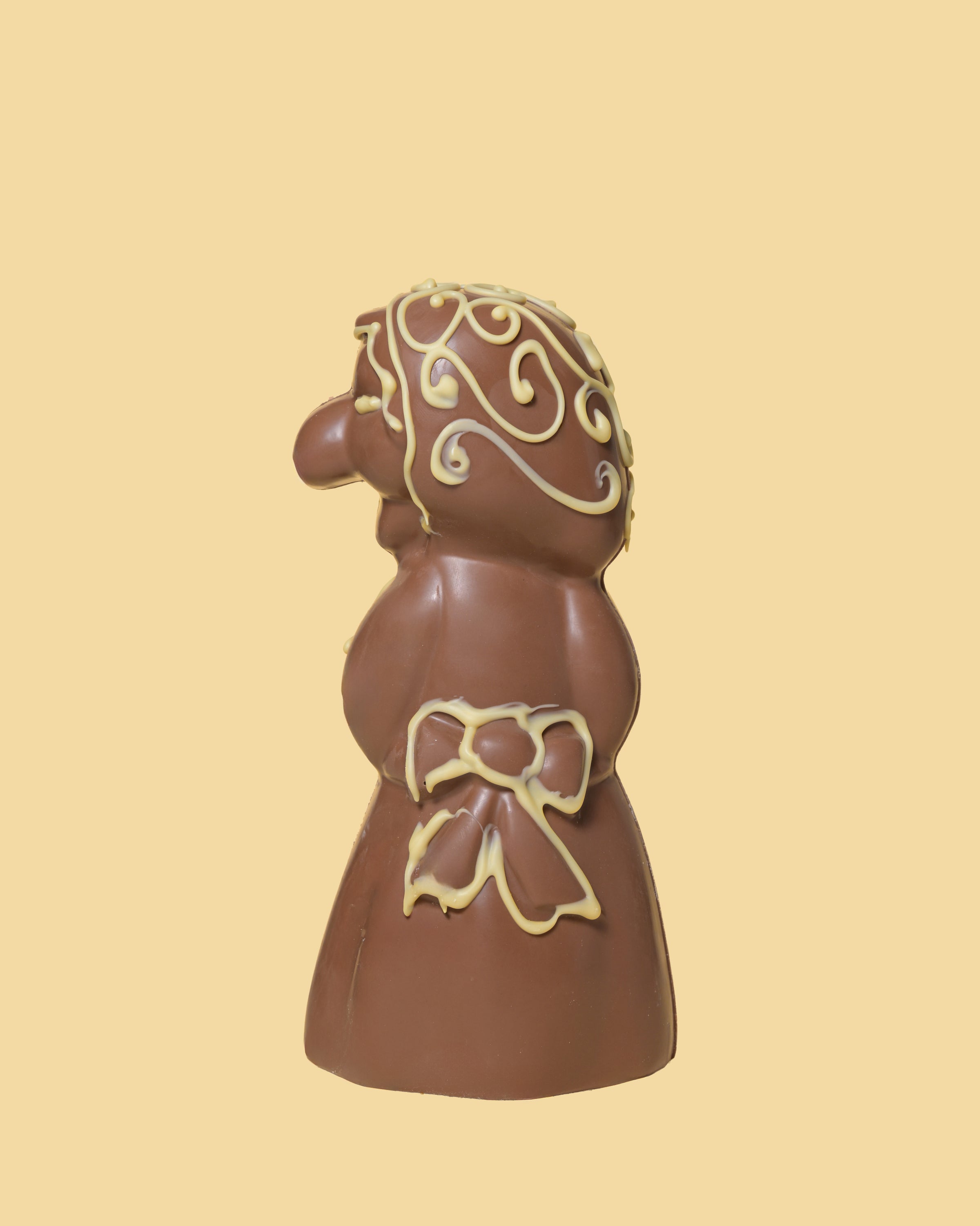 BEFANA DI CIOCCOLATO DECORATA