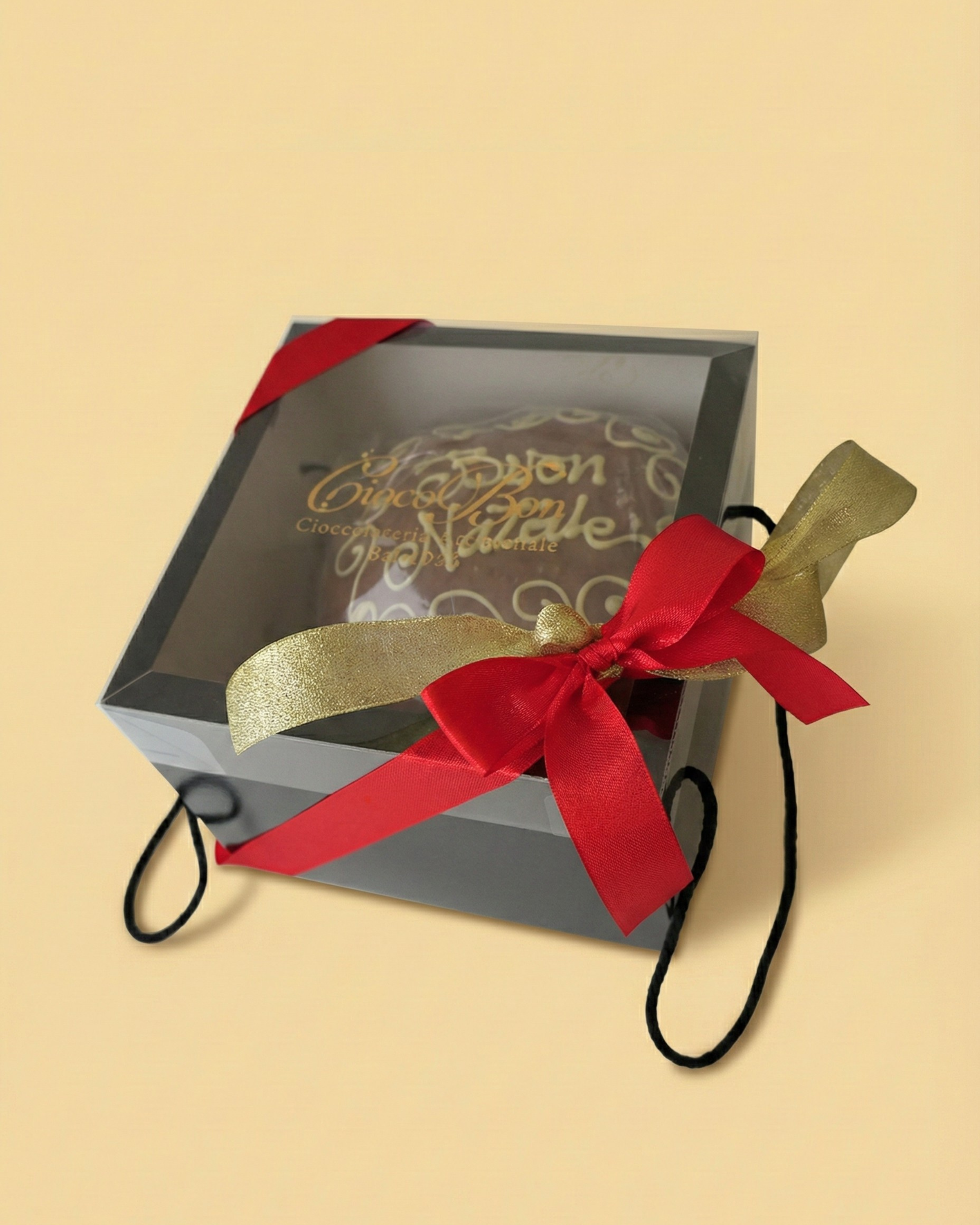 Panettone artigianale con copertura cioccolato a latte e crema alla nocciola