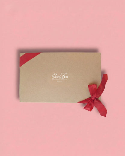 SCATOLA CON PRALINE ARTIGIANALI A FORMA DI CUORE gr.500