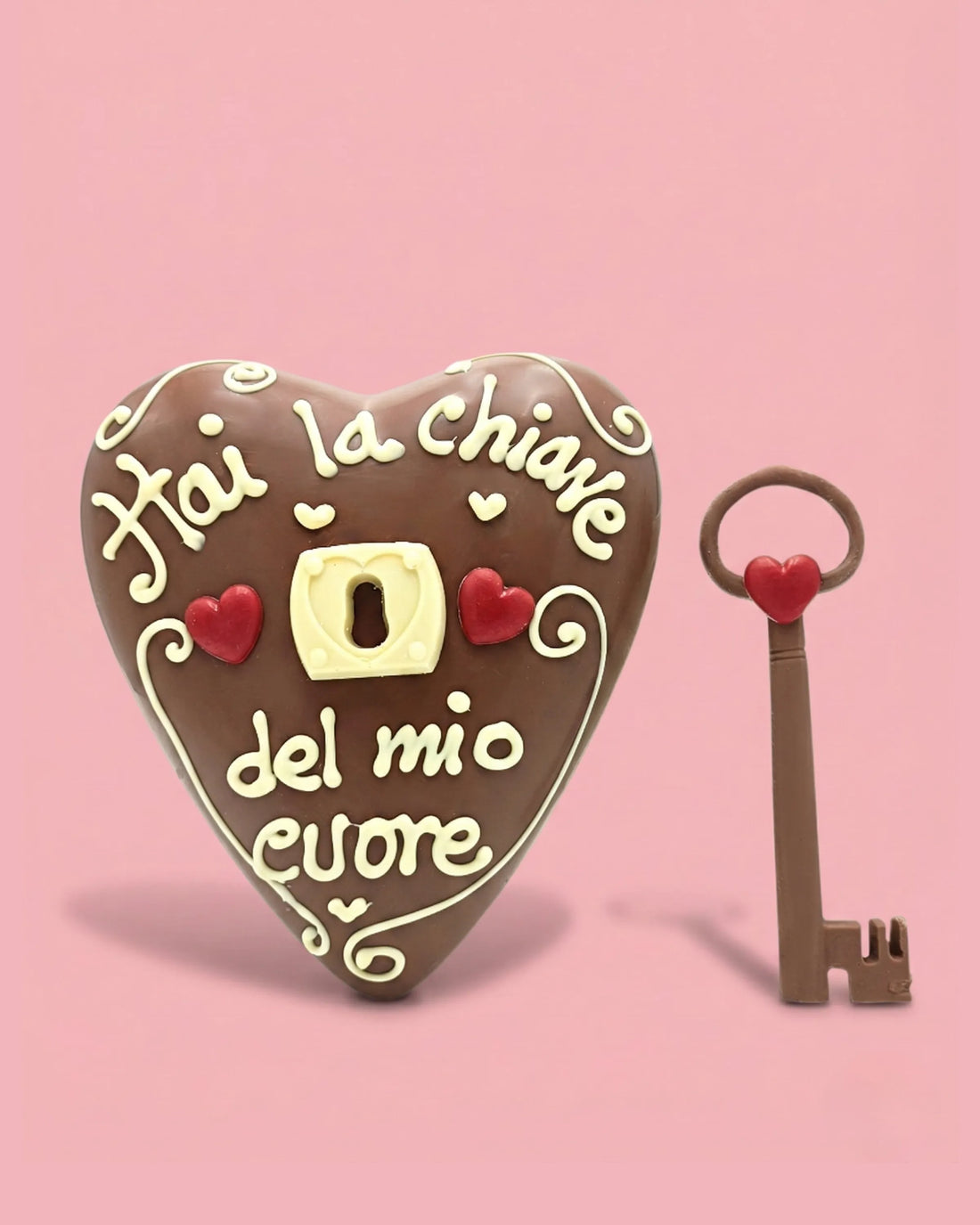 CUORE CON CHIAVE DI CIOCCOLATO 250 GR.