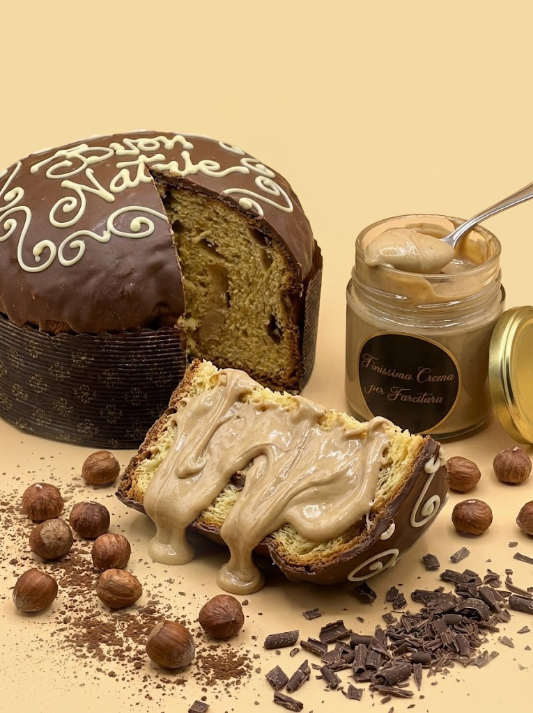 Panettone artigianale con copertura cioccolato a latte e crema alla nocciola