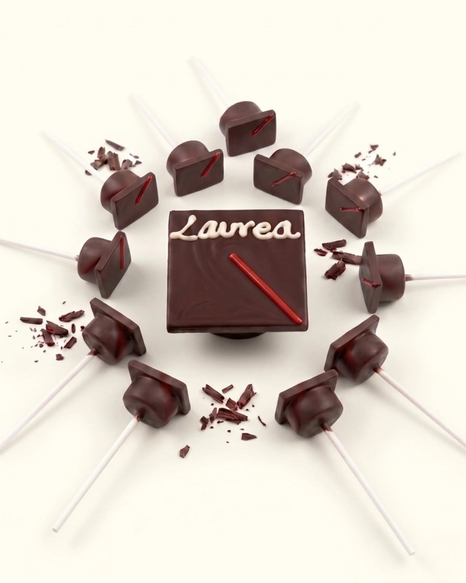 Torta con lollipop di cioccolato Laurea