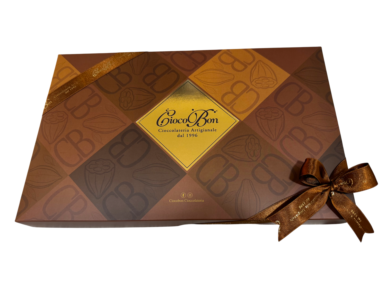 Scatola con cioccolatini assortiti