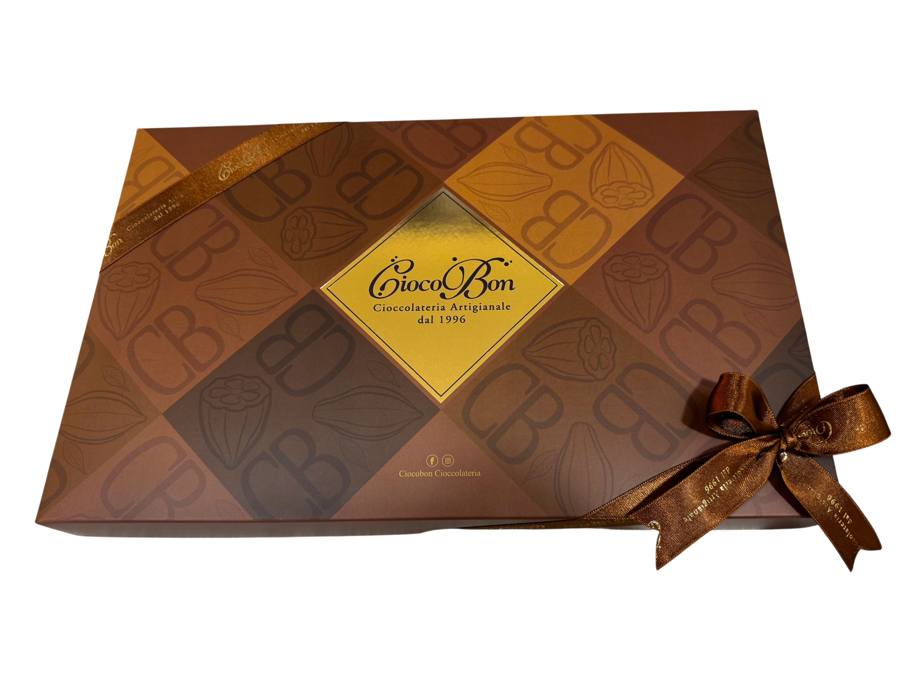 Scatola con cioccolatini assortiti